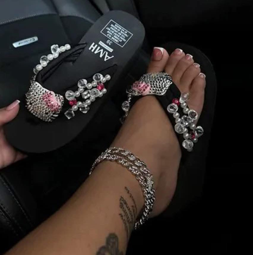 Hello Kitty Sandals